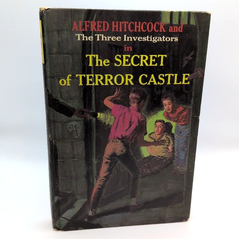 VTG Alfred Hitchcock & Three Investigators 1 The Secret of Terror Castle HC 1964